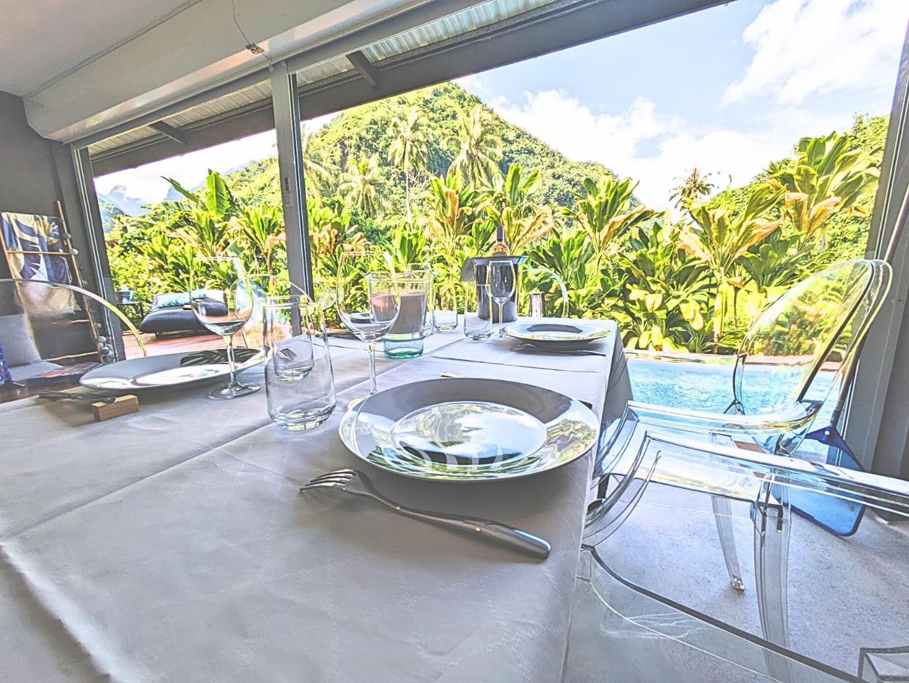 Natura Om Teahupoo Surf Lodge Toanoano Exteriör bild