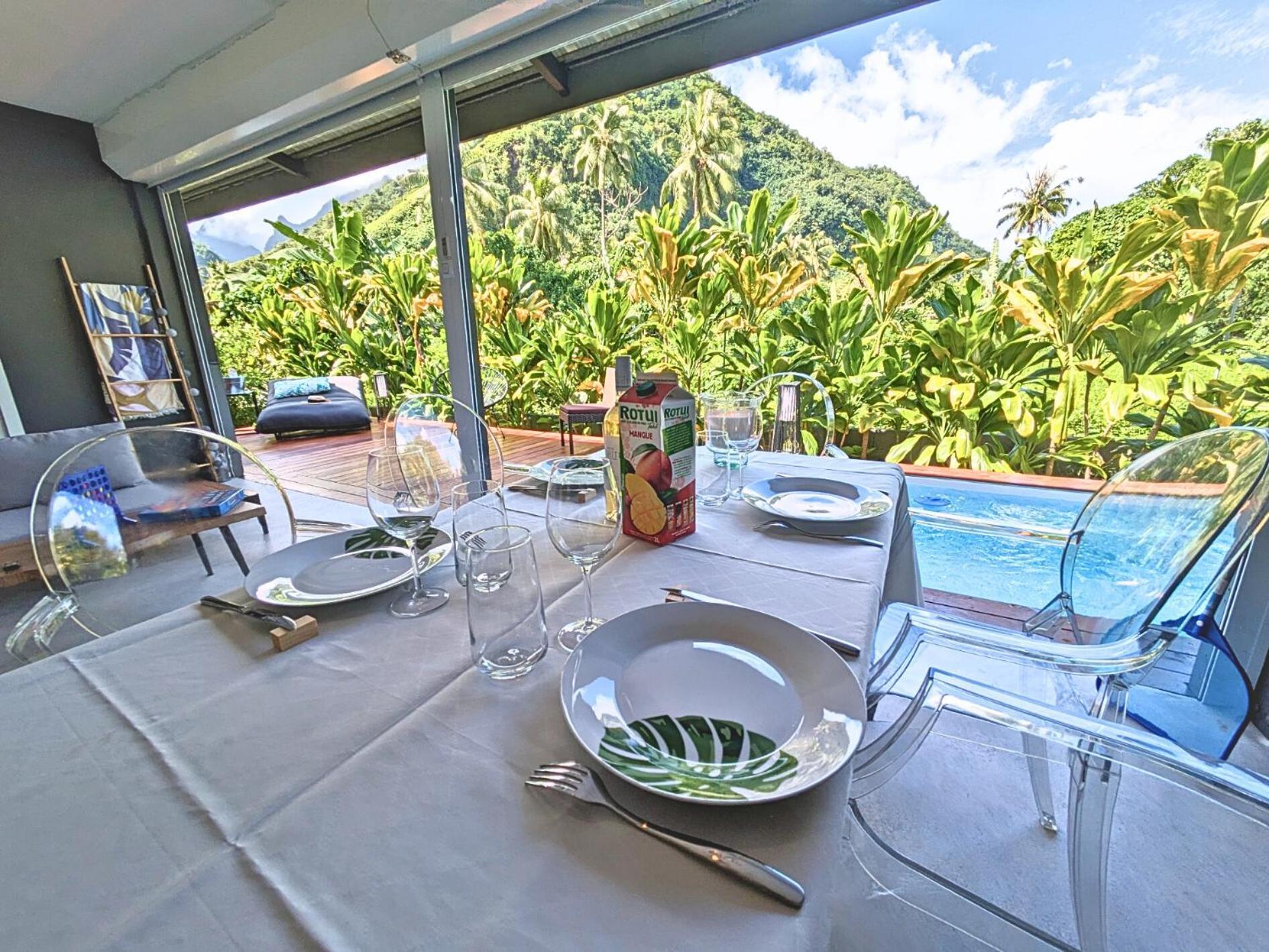 Natura Om Teahupoo Surf Lodge Toanoano Exteriör bild